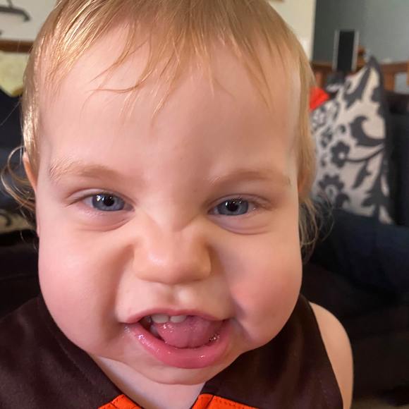 Meet your Posher, Janet - Picture 1 of 1